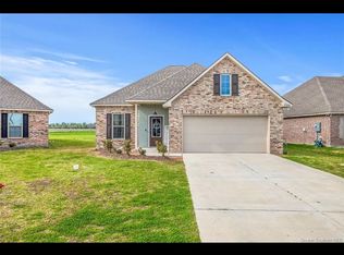 7968 Lecompte Towne, Iowa, LA 70647