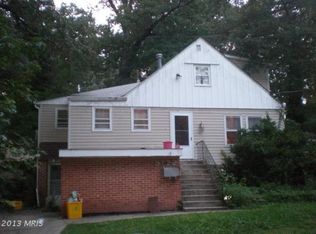 5722 Eastpine Dr, Riverdale, MD 20737