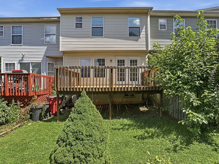 10 Crabapple Ct — Photo 32