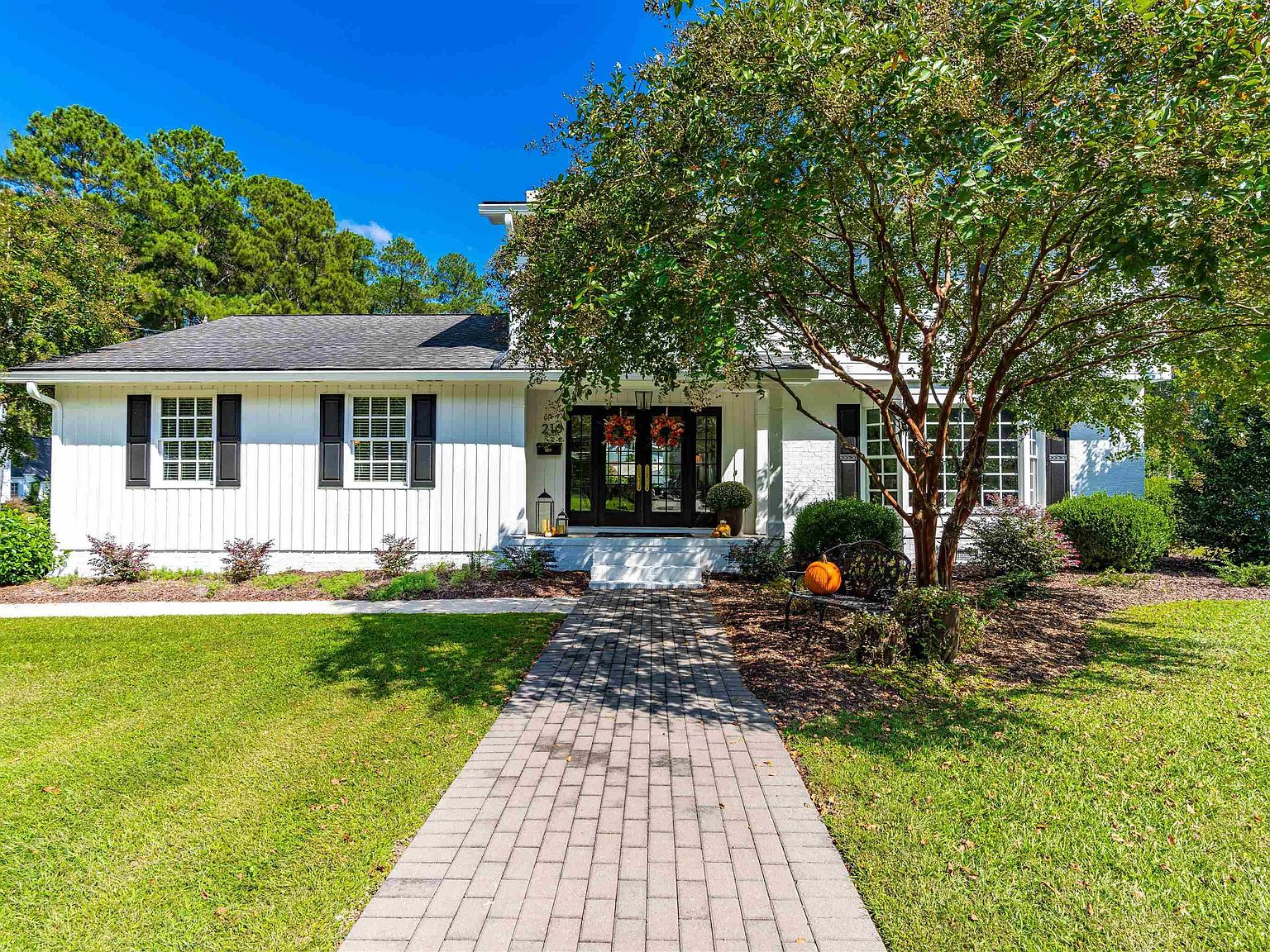 216 W Wilson St, Smithfield, NC 27577 | MLS #2535702 | Zillow