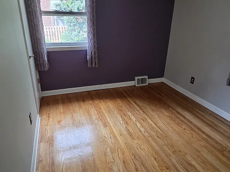 746 Cinnaminson St — Photo 15