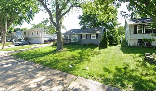2222 Waveland Dr Photo 1 2222 Waveland Dr Photo 1