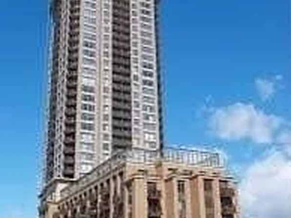 385 Prince Of Wales Dr #2102, Mississauga, ON L5B 0C6
