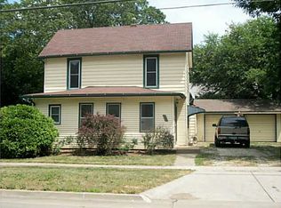 201 S 10th St, Adel, IA 50003