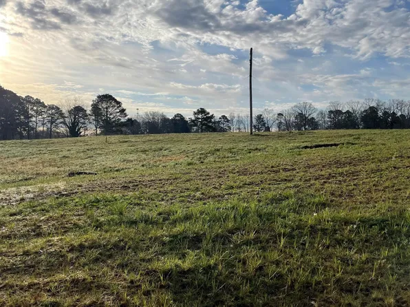 44 Eastern Shores Dr, Cullman, AL 35055
