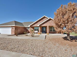 144 Crest Point Dr, Portales, NM 88130