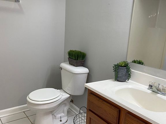 5th image of 1100 Richmond Green Dr APT 3