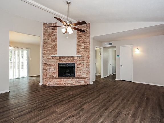 3rd image of 456 Matterhorn St