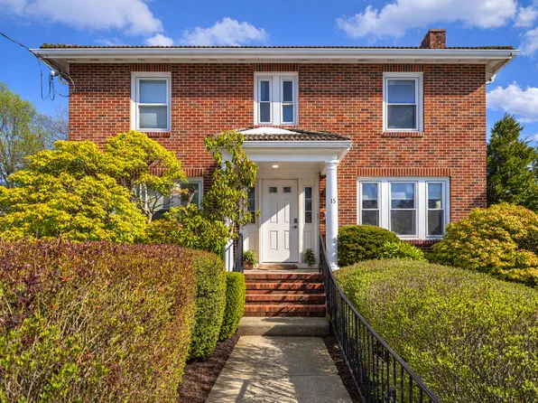15 John St #0, Newton Center, MA 02459