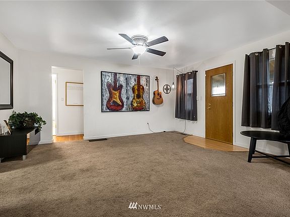 2nd image of 22025 8th Ave S