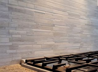 19 Cliff St, Weymouth, MA 02191