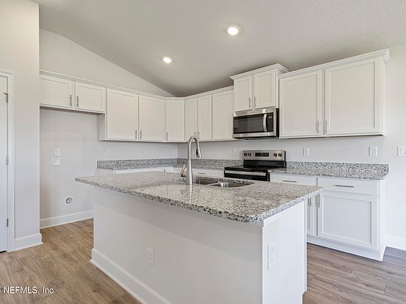 5th image of 3211 WINDING CREEK Place