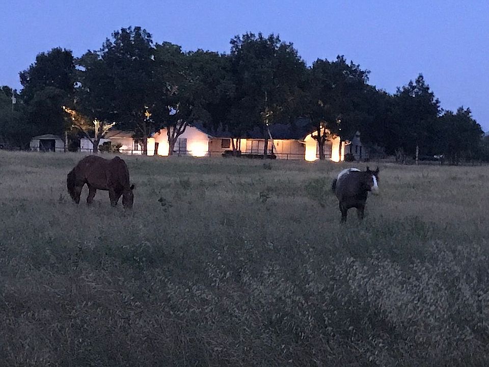 1st image of 1104 Woodcock Dr
