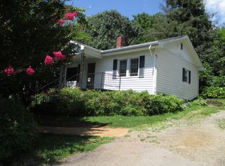 22 Legion Dr, Waynesville, NC 28786