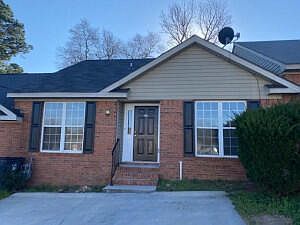 1st image of 206 Harvestwood Dr