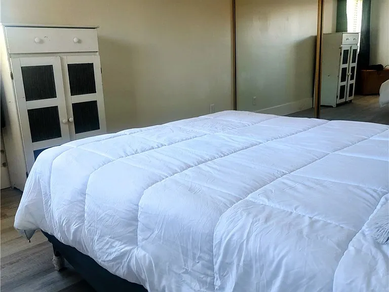 4614 Grand Dr #2 — Photo 11