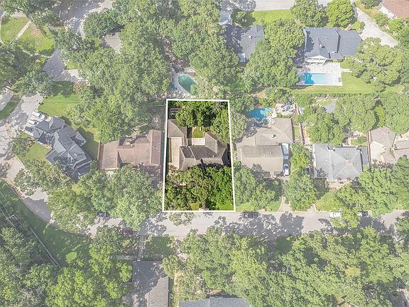 5th image of 112 Broken Bough Ln