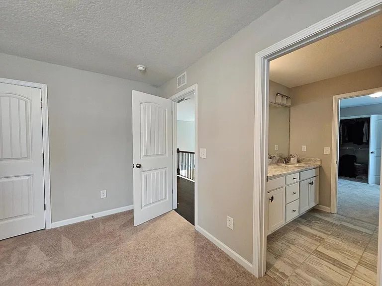2652 Golf Mill Ct — Photo 12