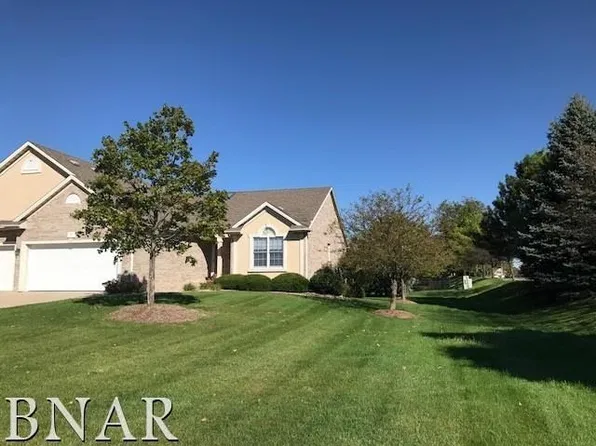 42 Inglewood Ln, Bloomington, IL 61704