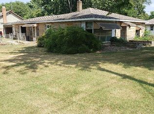 1359 Pipestone Rd, Benton Harbor, MI 49022