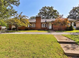 1110 S Laclede Station Rd, Saint Louis, MO 63119