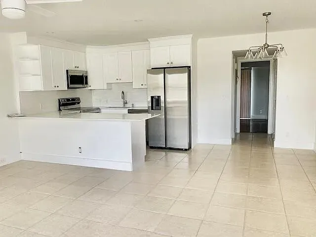 1 bed, 1.5 bath, 702 sqft, $1,500 — Photo 4