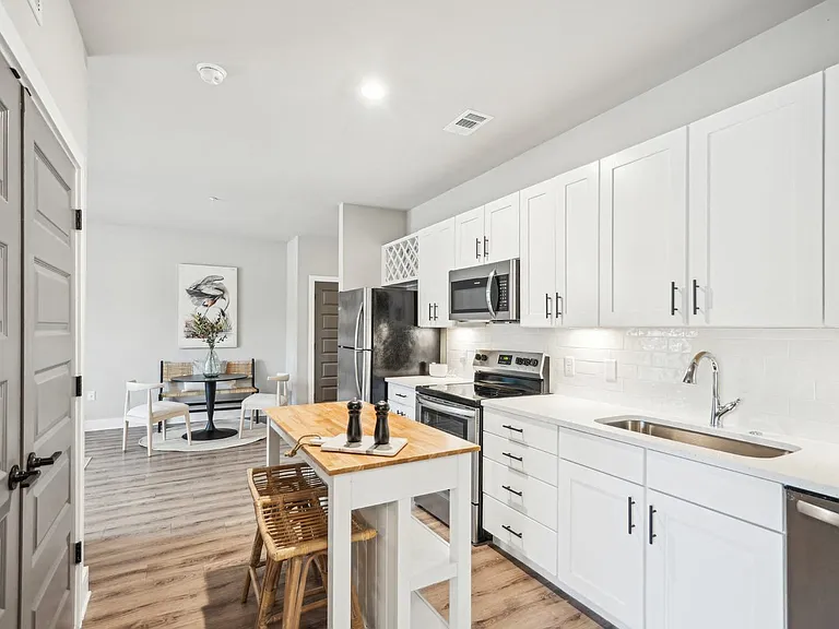 Satori West Ashley — Photo 64