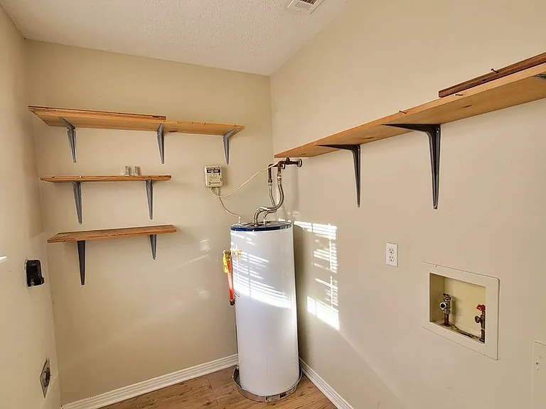 4804 Tradewinds Dr — Photo 13