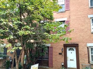 738 9th St SE, Washington, DC 20003