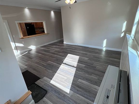 3rd image of 86 Main St #1