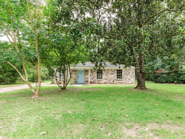 10831 Lockwood Dr, Grand Bay, AL 36541