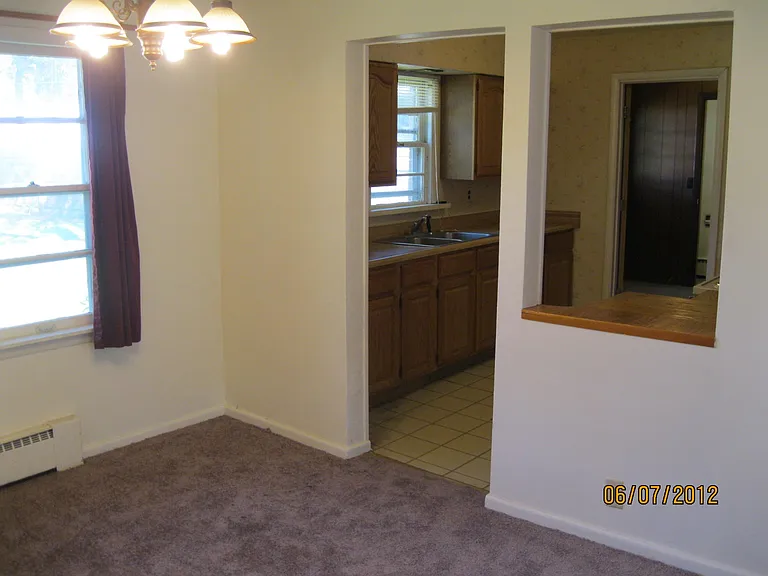 1417 Rose Dr — Photo 15