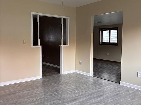 3rd image of 244 Rocca Way