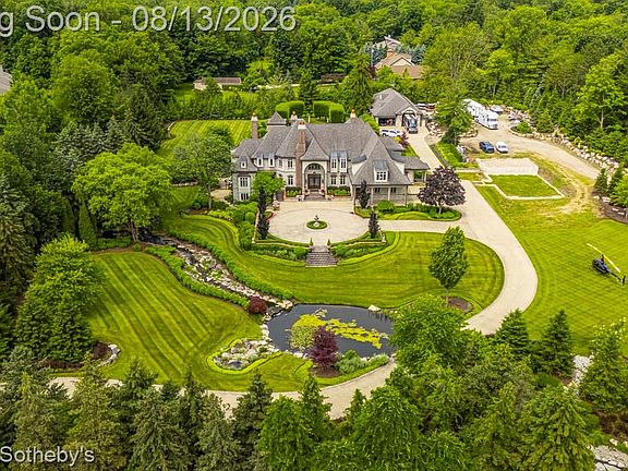 2nd image of 18101 Sheldon Rd