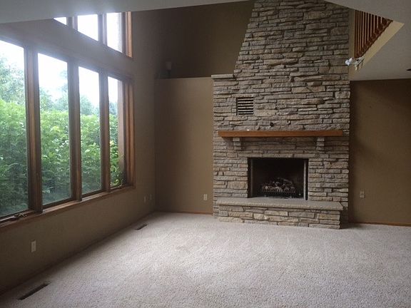 3rd image of 9325 Easton View Ln