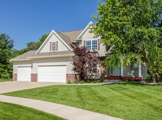 7104 Choctaw Ridge Rd NE, Cedar Rapids, IA 52411