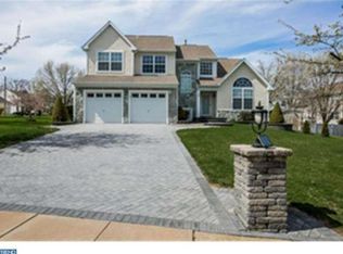 40 Fox Hollow Ln, Sewell, NJ 08080
