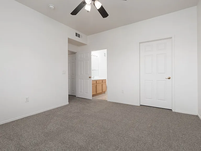 1050 E Cactus Ave #1101 — Photo 12