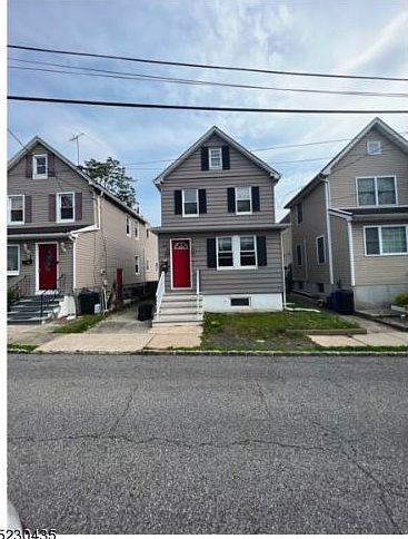 1st image of 12 Sycamore St