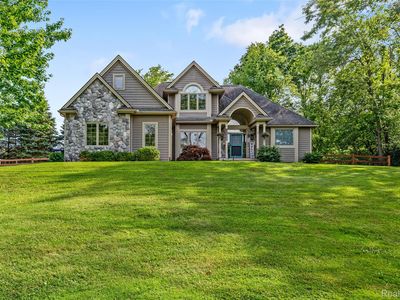 59903 Blue Heron Rd, New Hudson, MI, 48165
