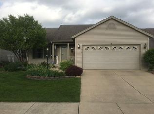 1816 Tea Rose Ln, Mishawaka, IN 46544