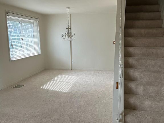 4th image of 8281 Wexford Ave