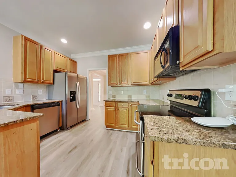 3112 Kirby St — Photo 8