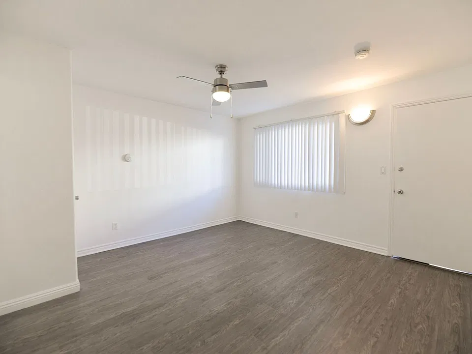 2601 S. El Camino Real