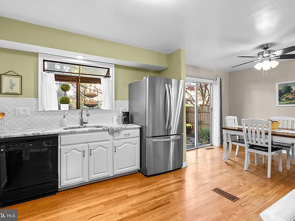 3rd image of 4519 Boastfield Ln