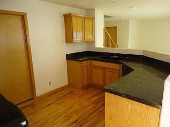 4th image of 3609 Dahlia St