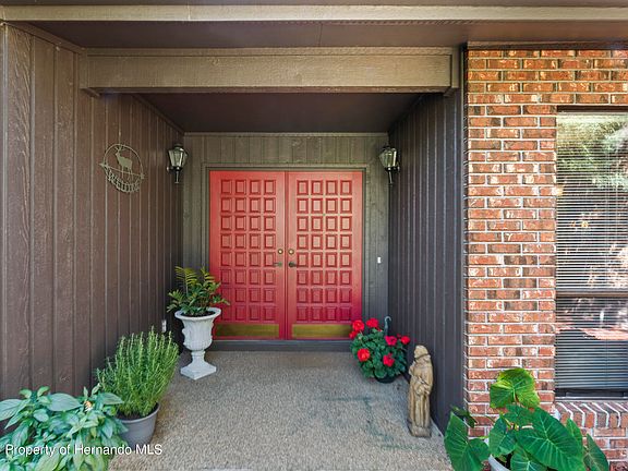 2nd image of 34454 Cedarfield Dr