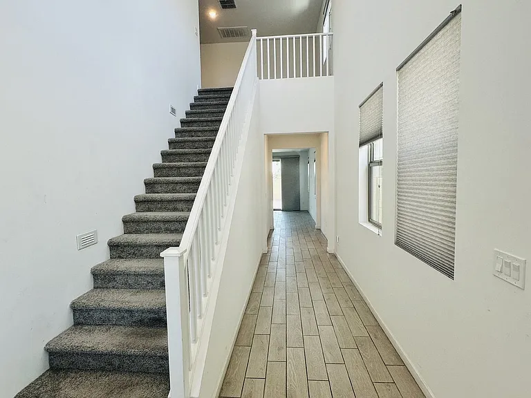 7425 W Nicolet Ave — Photo 29