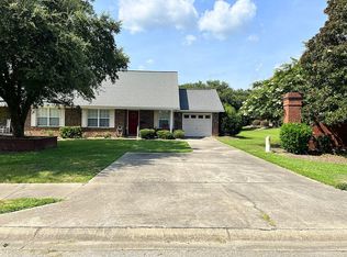 3301 Landmark Dr, Sumter, SC 29154