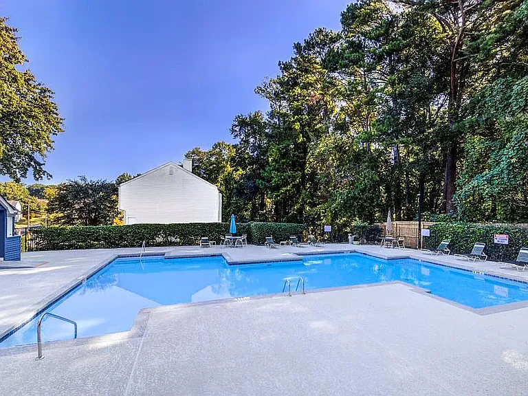 4025 Hancock Cir — Photo 19